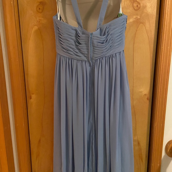 Tulle & Chantilly Bridesmaid or Prom Formal Dress - Picture 2 of 8